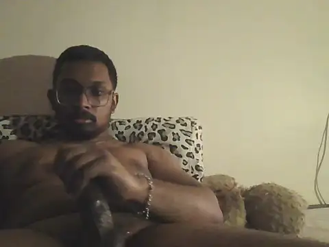 Snapshot of chennaibull101 chatting on 01/14/26, 06:57 chennaibull101 online show from 01/14/26, 06:57