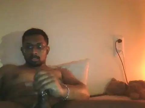 Snapshot of chennaibull101 chatting on 02/25/26, 08:29 chennaibull101 online show from 02/25/26, 08:29