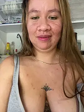 Emiily lee online show from 02/16/25, 03:05