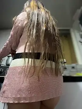 Emiily lee online show from 10/20/25, 09:21