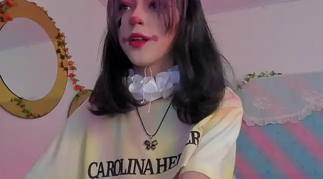 Snapshot of BonnieCute_ chatting on 01/14/25, 12:45 BonnieCute online show from 01/14/25, 12:45