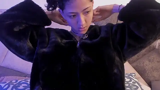 Snapshot of BonnieCute_ chatting on 03/05/25, 11:38 BonnieCute online show from 03/05/25, 11:38