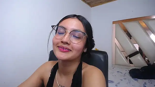 Snapshot of antonella_sweetlittle chatting on 01/14/25, 06:38 antonella sweetlittle online show from 01/14/25, 06:38