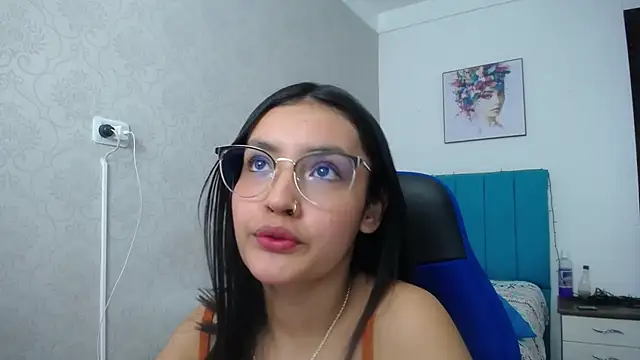 Snapshot of antonella_sweetlittle chatting on 01/18/25, 03:16 antonella sweetlittle online show from 01/18/25, 03:16