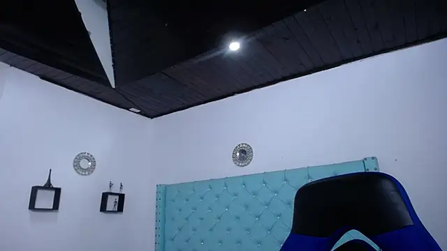 antonella sweetlittle online show from 04/11/26, 10:30