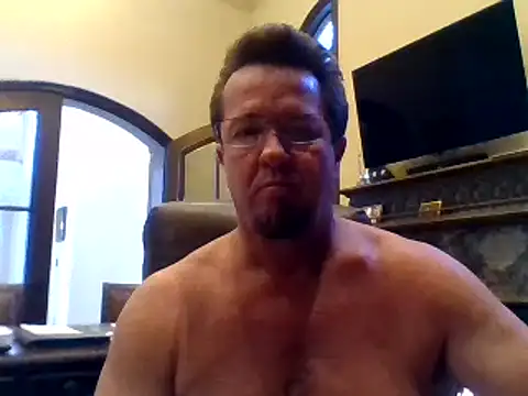 Snapshot of sluttydylan chatting on 01/14/25, 07:43 sluttydylan online show from 01/14/25, 07:43