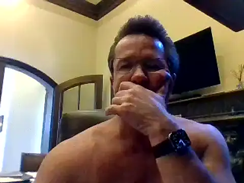 Snapshot of sluttydylan chatting on 01/17/25, 06:44 sluttydylan online show from 01/17/25, 06:44