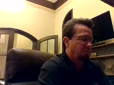 Snapshot of sluttydylan chatting on 02/06/25, 03:16 sluttydylan online show from 02/06/25, 03:16