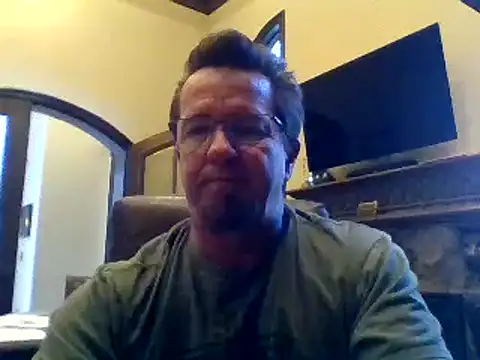 Snapshot of sluttydylan chatting on 02/07/25, 11:34 sluttydylan online show from 02/07/25, 11:34