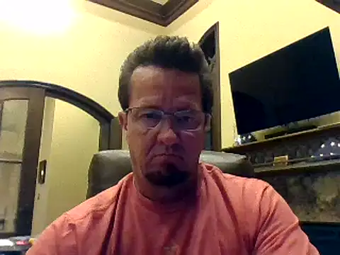 Snapshot of sluttydylan chatting on 02/27/25, 05:24 sluttydylan online show from 02/27/25, 05:24