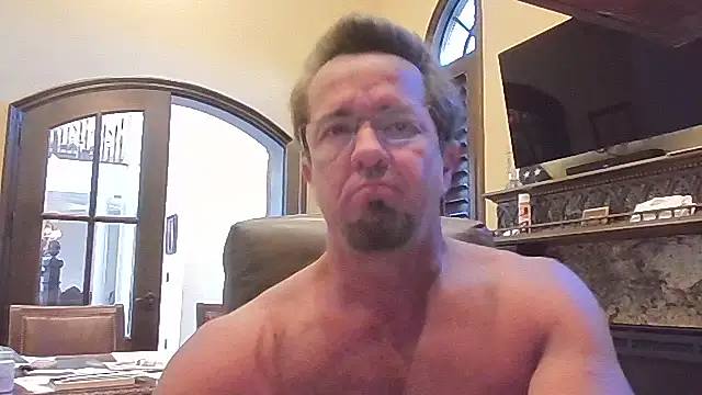 Snapshot of sluttydylan chatting on 11/07/25, 07:03 sluttydylan online show from 11/07/25, 07:03