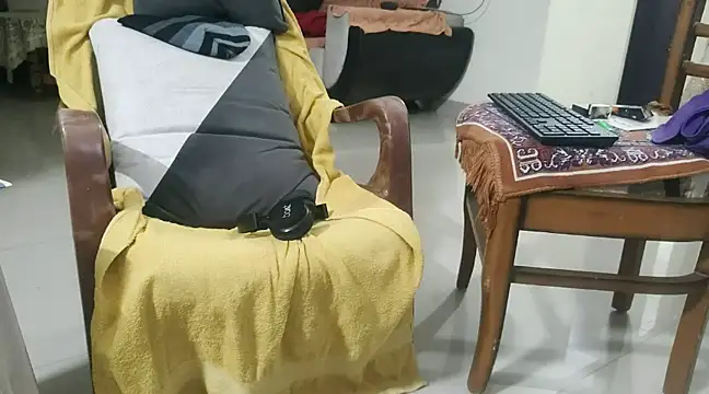 kaan3o3 online show from 02/06/25, 09:49