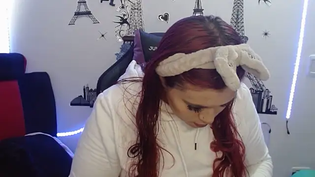 cata  gutierrez  online show from 02/12/25, 03:05