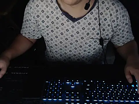 thealfawolf01 online show from 03/01/26, 11:56