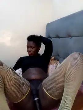 Snapshot of Layla_Amish1 chatting on 01/10/25, 03:37 Layla Amish1 online show from 01/10/25, 03:37