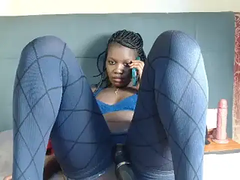 Snapshot of Layla_Amish1 chatting on 11/10/25, 04:17 Layla Amish1 online show from 11/10/25, 04:17