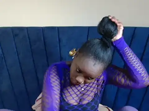 Layla Amish1 online show from 05/07/26, 06:19