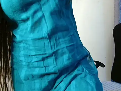 Snapshot of Unlucky-flowers chatting on 02/25/25, 06:09 Unlucky-flowers online show from 02/25/25, 06:09