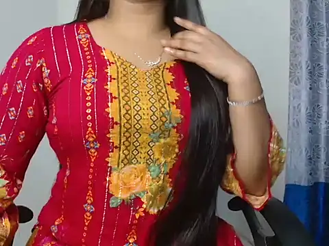 Snapshot of Unlucky-flowers chatting on 03/05/25, 01:28 Unlucky-flowers online show from 03/05/25, 01:28