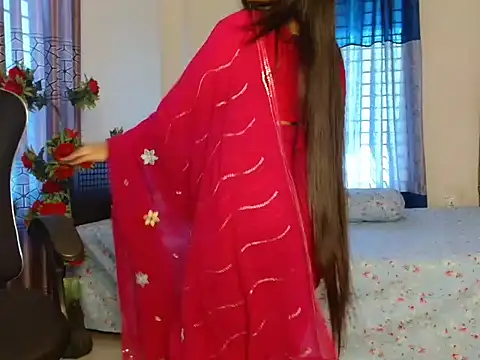 Snapshot of Unlucky-flowers chatting on 11/19/25, 07:19 Unlucky-flowers online show from 11/19/25, 07:19