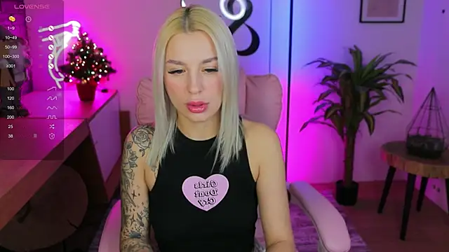 Crystal Barbie online show from 01/07/25, 10:30