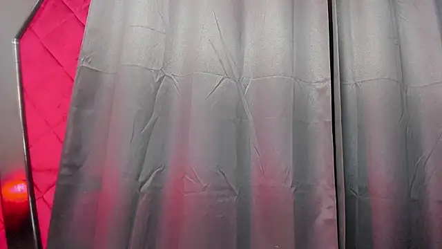 hanna slut  online show from 03/15/25, 12:15