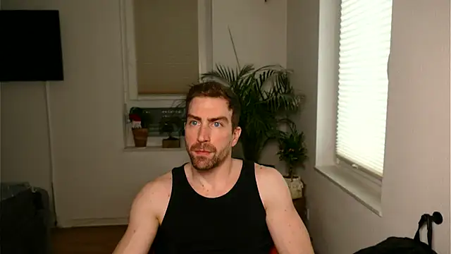 Snapshot of Rac-Coon chatting on 01/05/25, 03:02 Rac-Coon online show from 01/05/25, 03:02