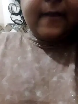 smile pretty online show from 12/09/24, 11:03