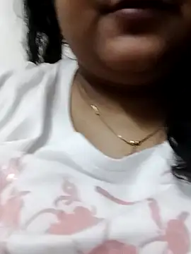 smile pretty online show from 01/18/25, 09:34