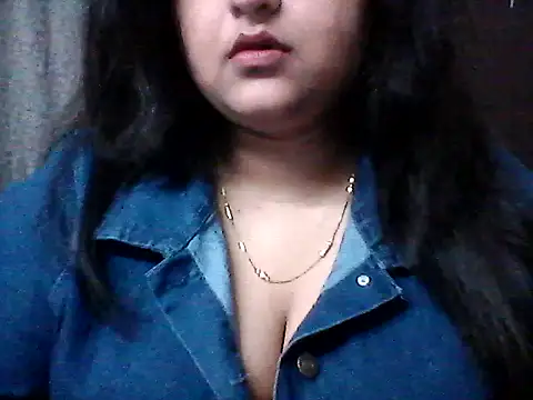 smile pretty online show from 04/09/26, 06:13