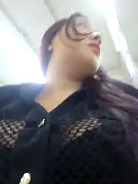 Snapshot of Blushing_Katy chatting on 01/04/25, 12:05 Blushing Katy online show from 01/04/25, 12:05