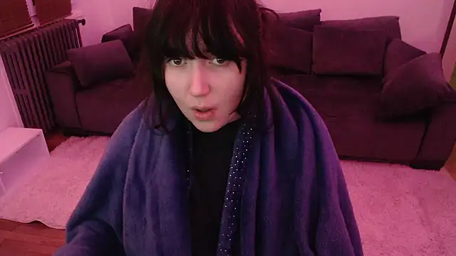 Lynylou online show from 01/12/25, 02:35