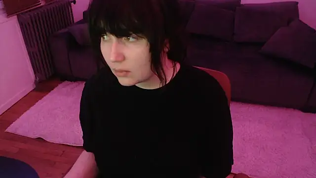 Lynylou online show from 01/13/25, 01:56