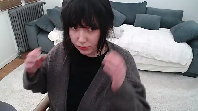 Lynylou online show from 02/20/25, 02:24