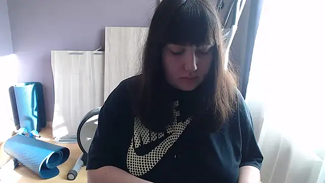 Lynylou online show from 09/11/25, 08:03