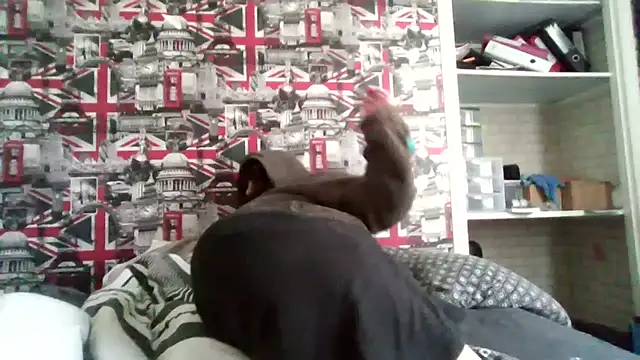 Lynylou online show from 09/30/25, 08:30