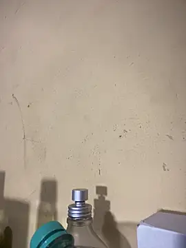 Snapshot of DILAY_XXX chatting on 12/21/25, 10:06 DILAY XXX online show from 12/21/25, 10:06