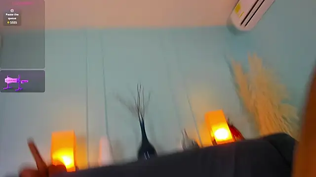 Elizabeth VonSweet online show from 03/06/25, 07:43