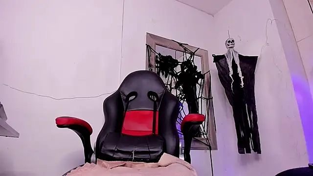 angel hardy dl online show from 11/02/25, 12:07