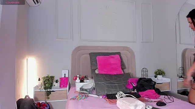 Maristxxr online show from 12/04/25, 07:44