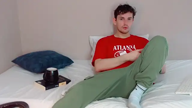 Snapshot of Elio555 chatting on 12/26/24, 06:33 Elio555 online show from 12/26/24, 06:33