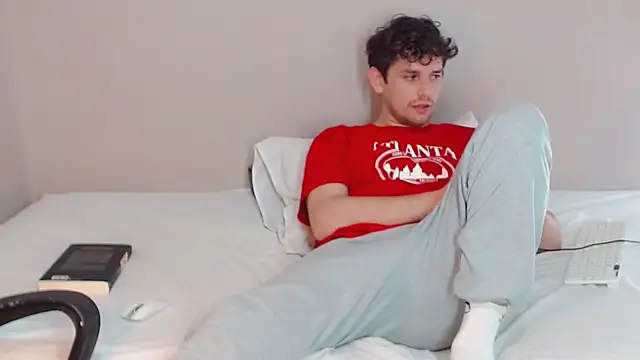 Snapshot of Elio555 chatting on 01/15/25, 11:30 Elio555 online show from 01/15/25, 11:30