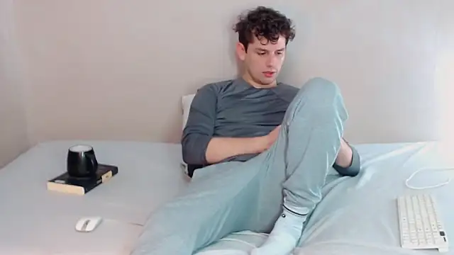 Elio555 online show from 03/02/25, 12:09