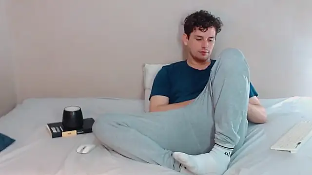 Elio555 online show from 03/06/25, 07:25