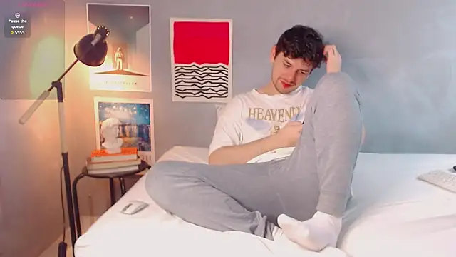 Snapshot of Elio555 chatting on 11/09/25, 08:29 Elio555 online show from 11/09/25, 08:29