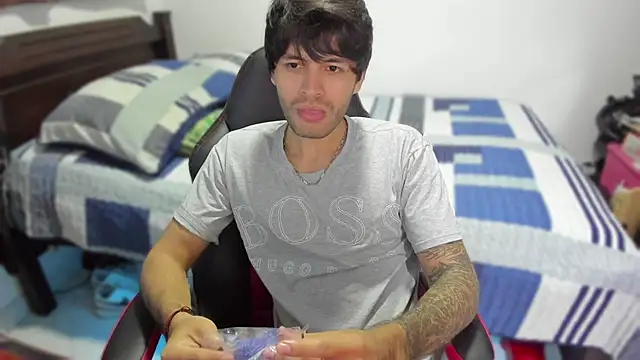 justin stark7 online show from 12/24/24, 12:00