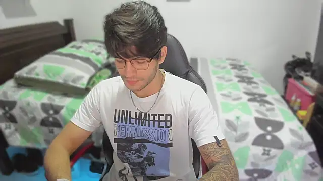 justin stark7 online show from 03/03/25, 11:14