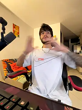 justin stark7 online show from 09/09/25, 12:10