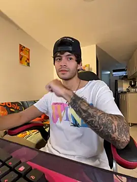 justin stark7 online show from 09/19/25, 09:37