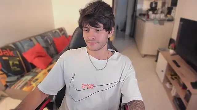 justin stark7 online show from 10/31/25, 09:27